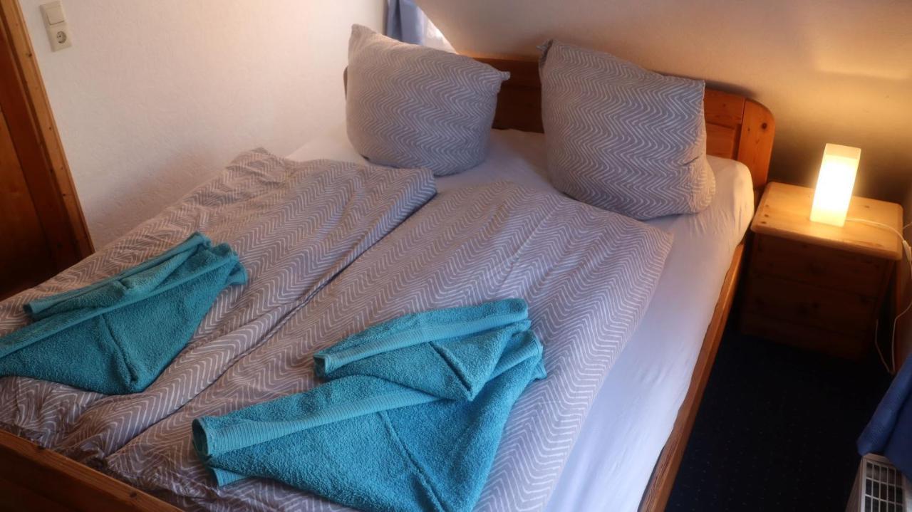 Ferienwohnung " Luv " Neuharlingersiel Esterno foto