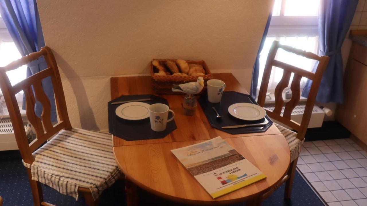 Ferienwohnung " Luv " Neuharlingersiel Esterno foto
